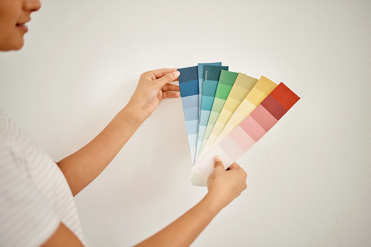 สีทาห้องนอนมงคล เลือกอย่างไรให้ถูกโฉลกและอยู่สบาย